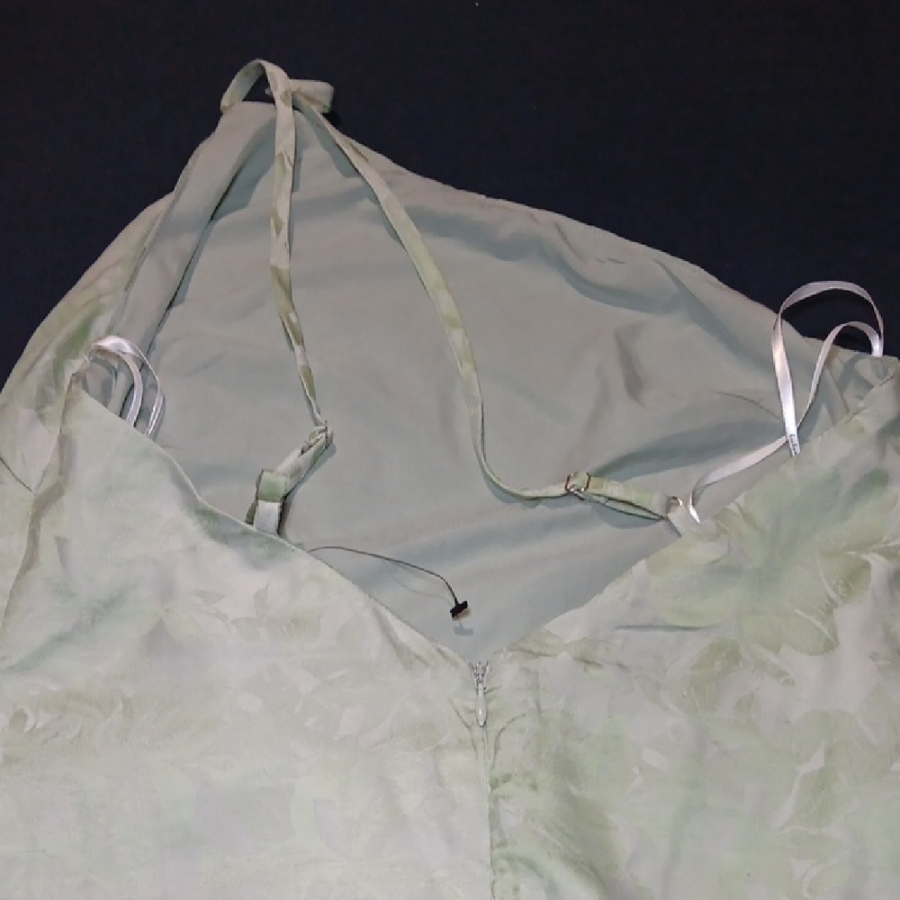 Lulu's Sage One-Shoulder Dress - Picture 5 of 8